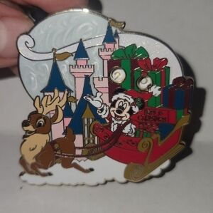 Disney Parks 2020 Santa Mickey CHRISTMAS COUNTDOWN Pin LE Mini Jumbo with Easel